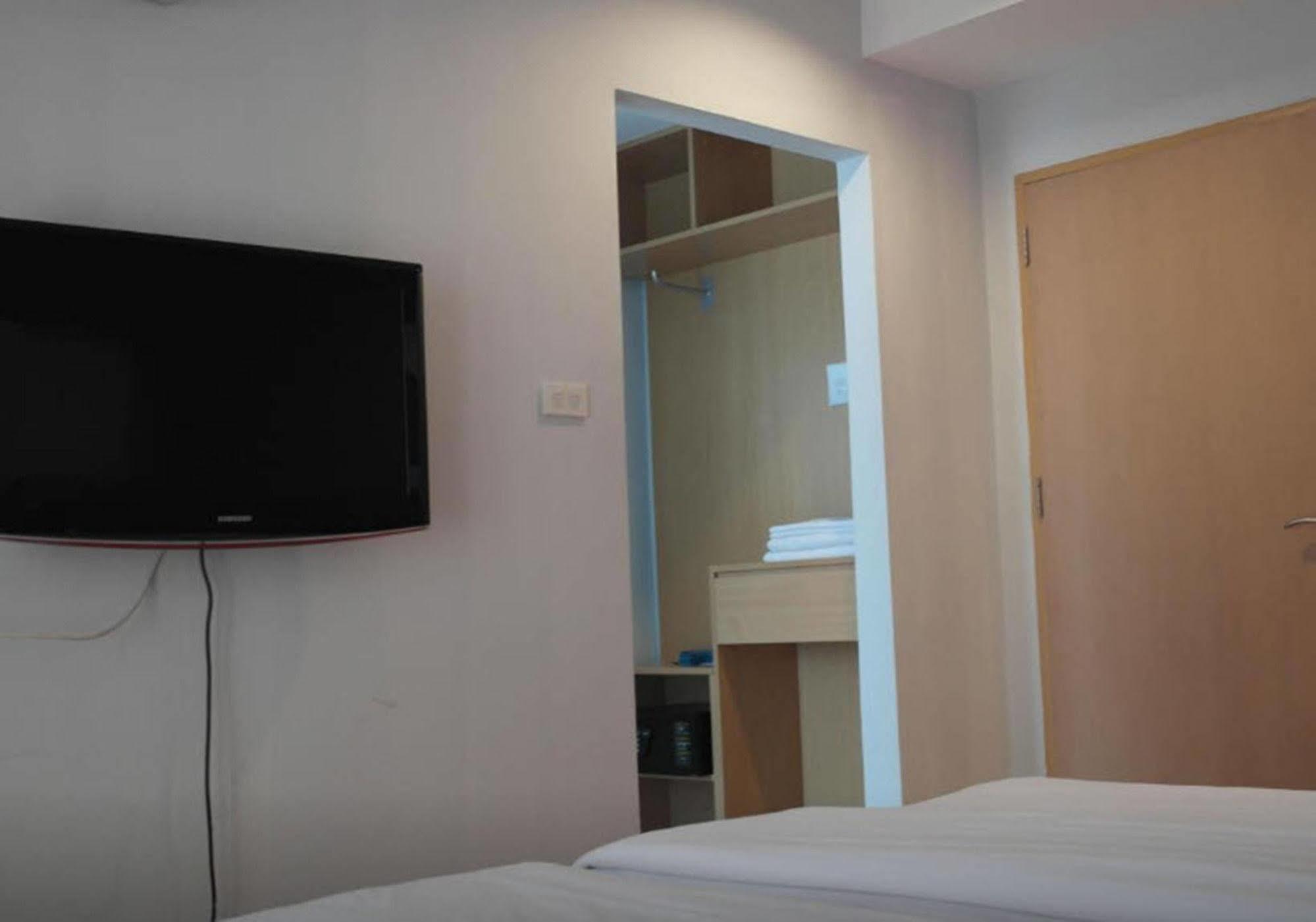 Nantra de Comfort Bangkok Exterior foto